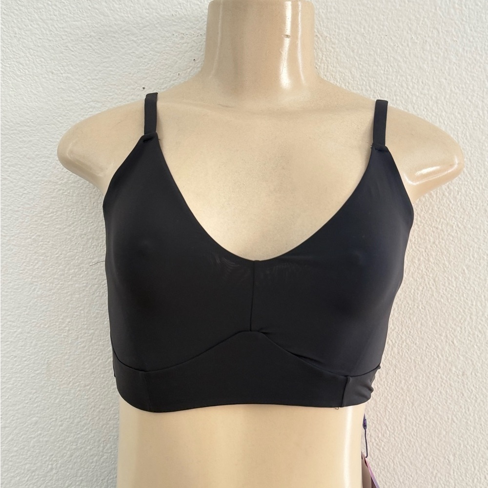 Fabletics Yitty Collection Smoothed Reality Plunge Bra- Black Medium